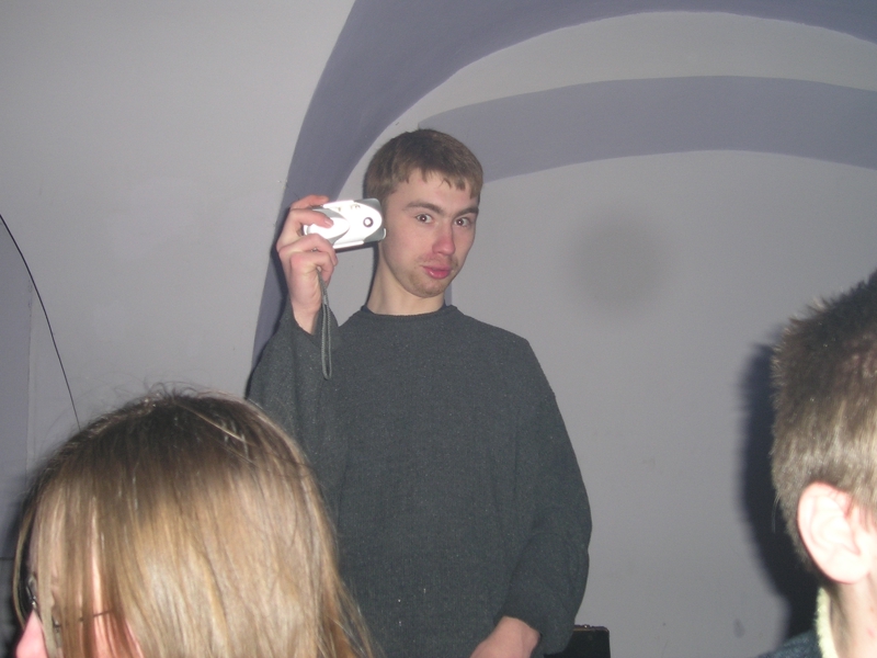 OLYMPUS DIGITAL CAMERA         