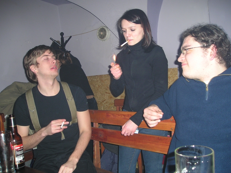 OLYMPUS DIGITAL CAMERA         