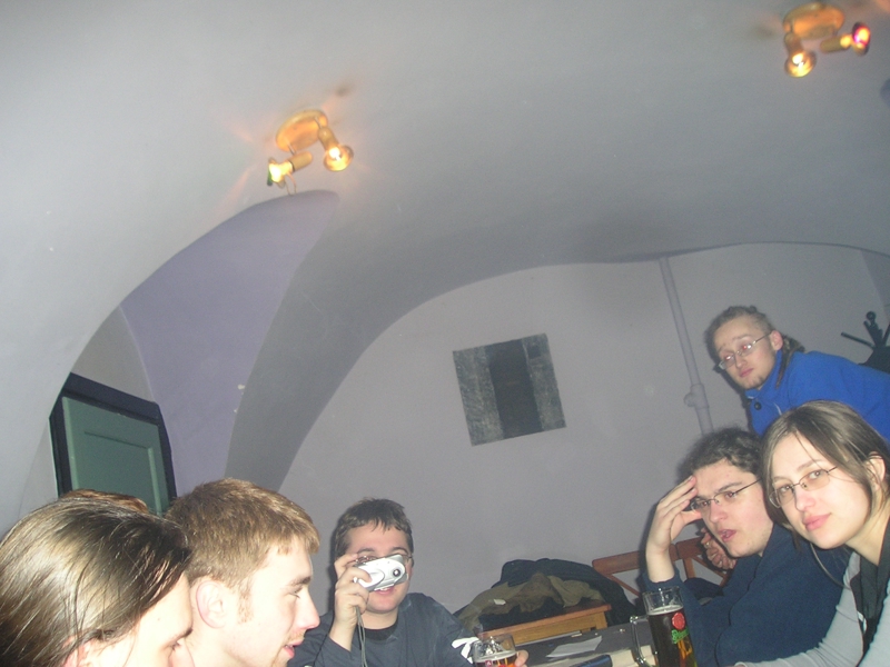 OLYMPUS DIGITAL CAMERA         