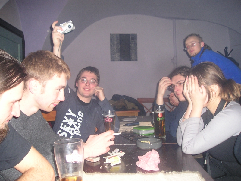 OLYMPUS DIGITAL CAMERA         