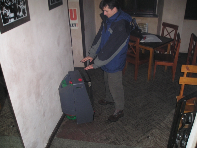 OLYMPUS DIGITAL CAMERA         